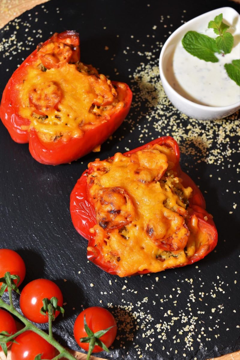 Polneti piperki so bulgur-Vegetarijansko-bellakujna