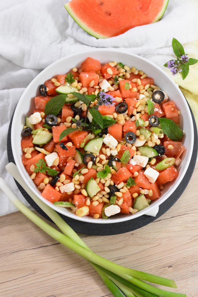 Salata od lubenica so sirenje i maslinki-Vegetarijansko-bellakujna