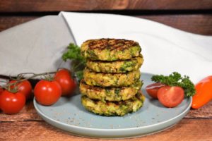 Pleskavici od brokula na gril toster-Serviranje-bellakujna