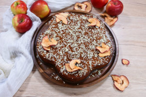 Veganska torta so jabolka i kokos-Serviranje-bellakujna