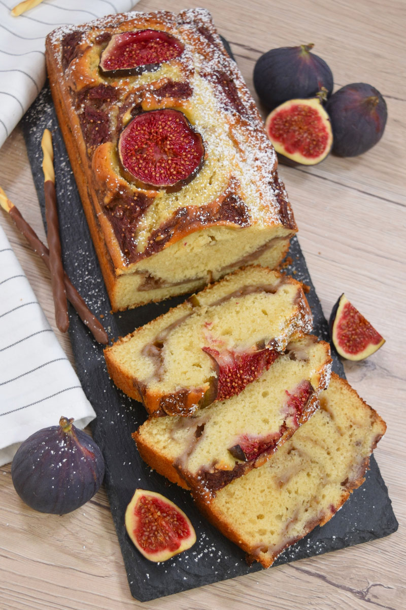 Torta so pire od svezi smokvi-Recept idei-bellakujna
