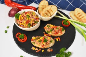 Brusketi so tuna i pcenka-Serviranje-bellakujna