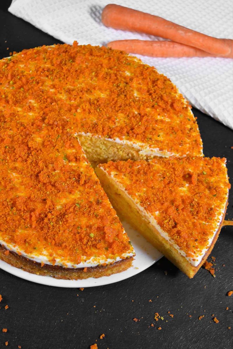 Torta od morkov i portokal so krckav toping-Kolac-bellakujna