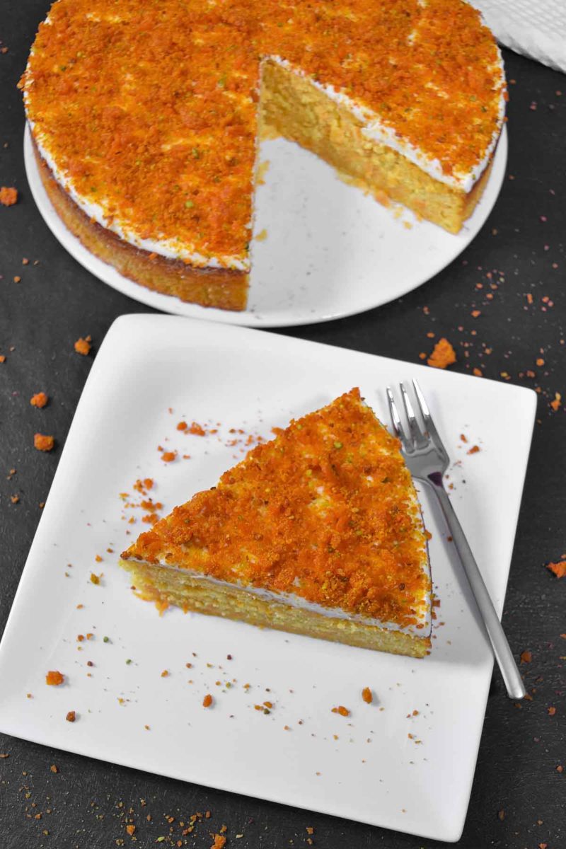 Torta od morkov i portokal so krckav toping-Veligdenska torta-bellakujna