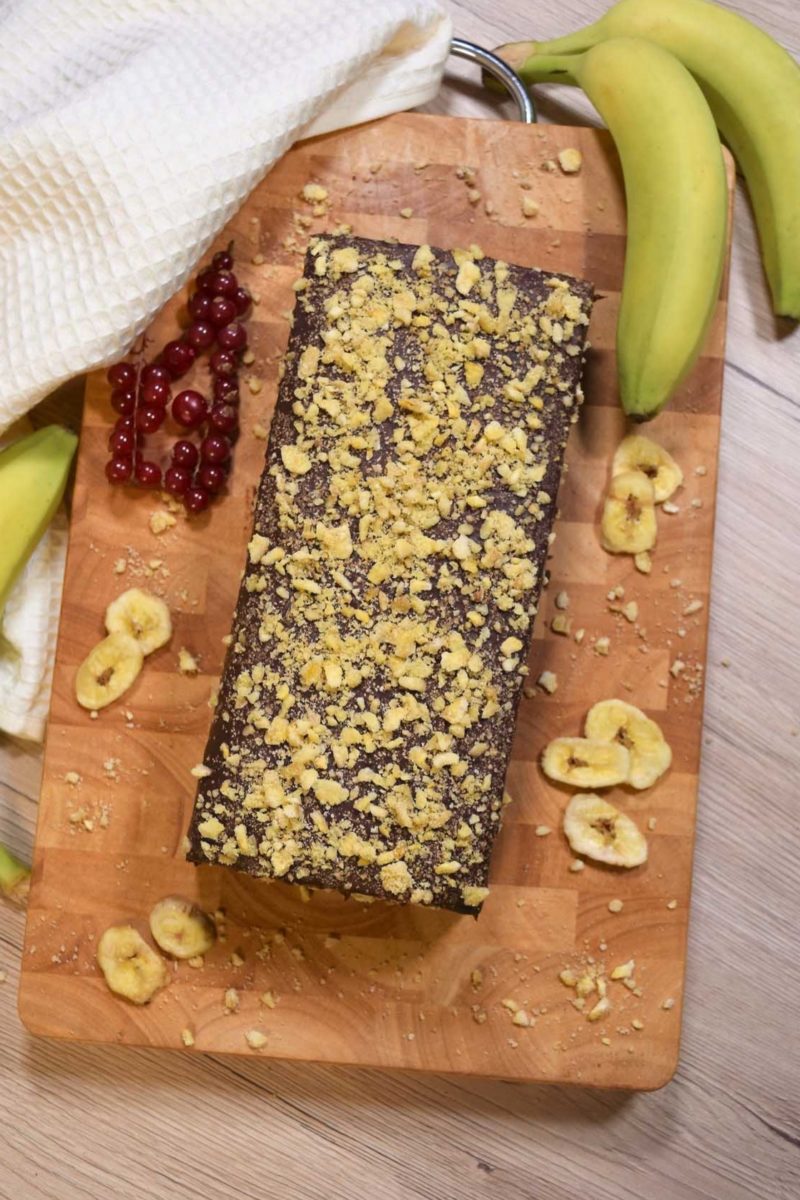 Torta so banani i cokoladna glazura-Slatki peciva-bellakujna
