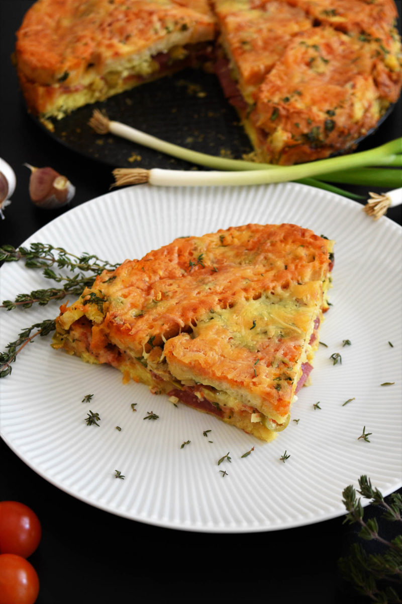Pica tart od star leb-Bajat leb-bellakujna