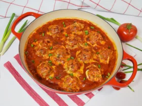 Ќoftinja vo sos od domati i kari-Recept-bellakujna