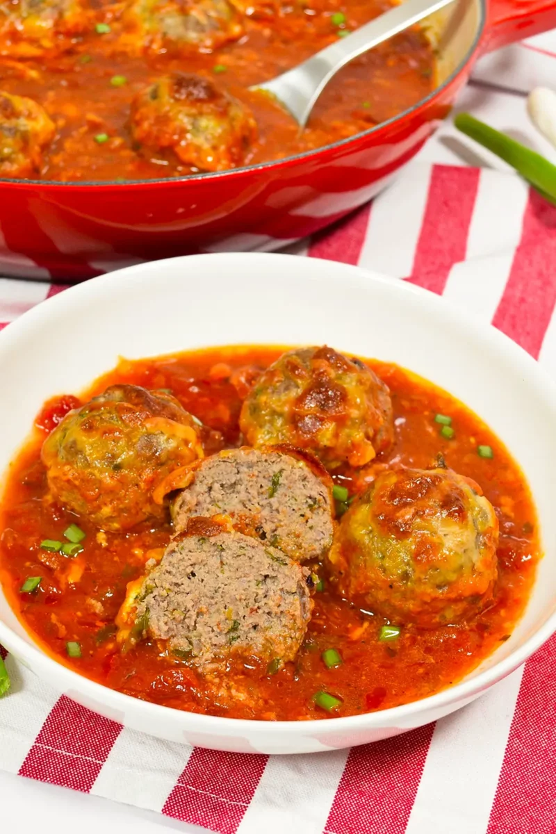 Ќoftinja vo sos od domati i kari-Recept idei-bellakujna